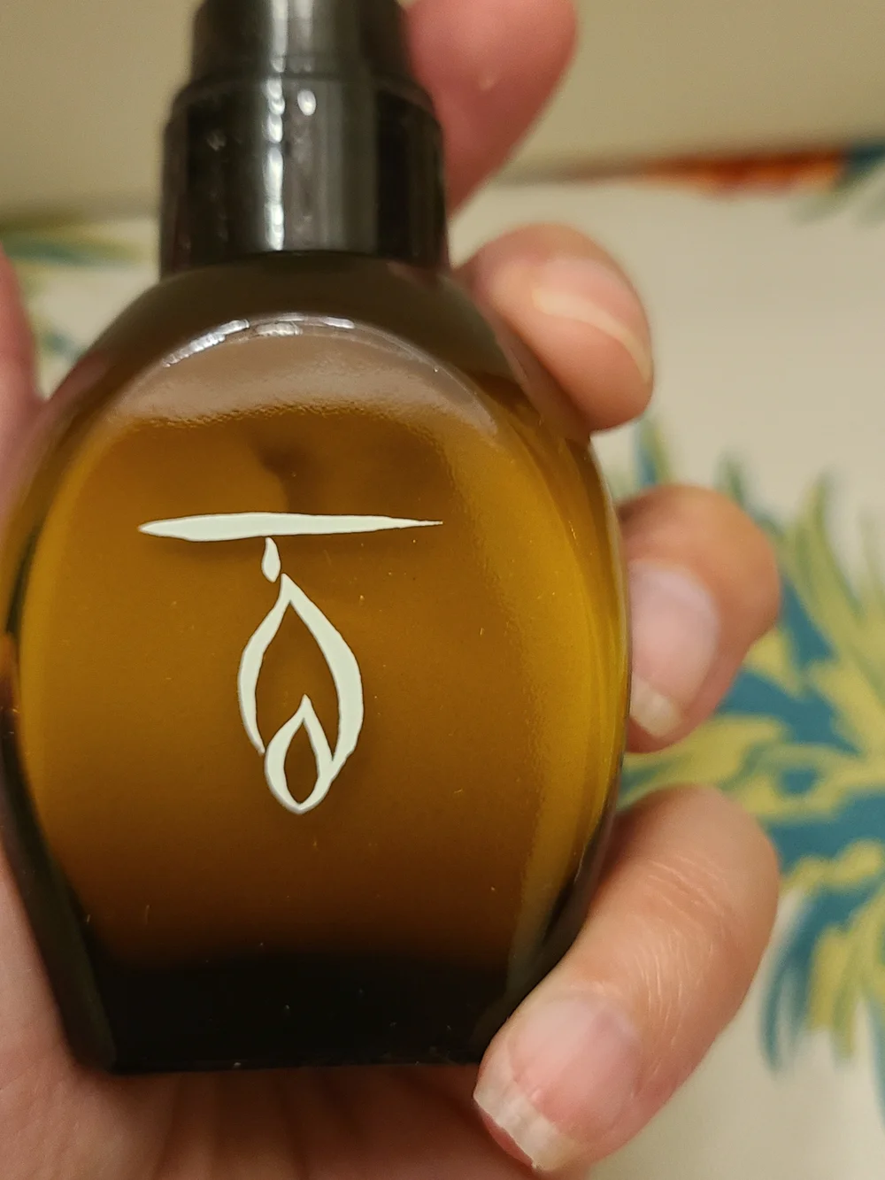 AVEDA tulasāra Bright Serum